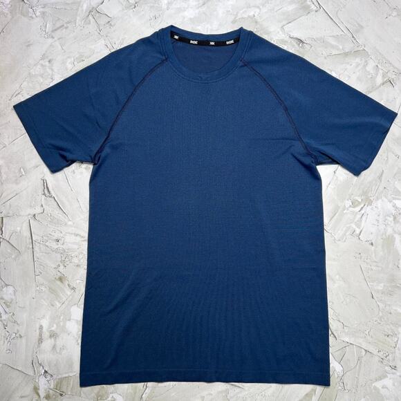 Rhone Short Sleeve T-Shirt SIZE S Navy Blue Soft Slim Fit Wicking Tech Top - Picture 1 of 6